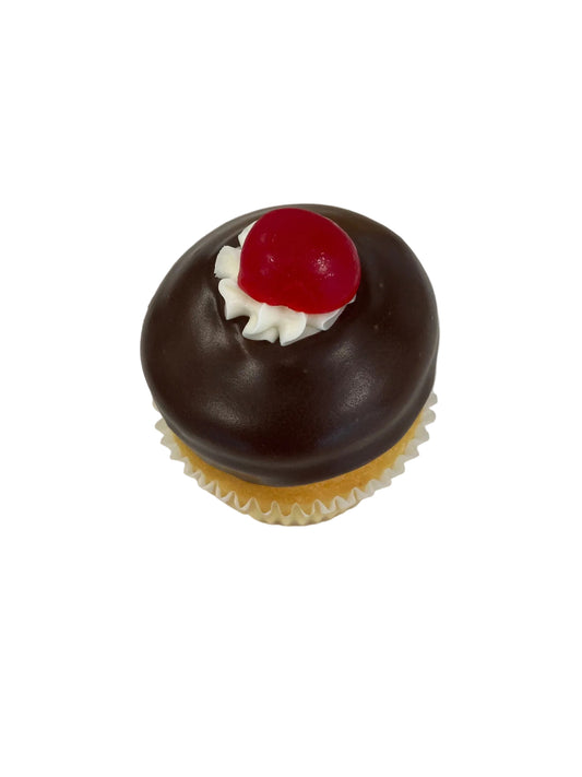 Boston Cream cupcake